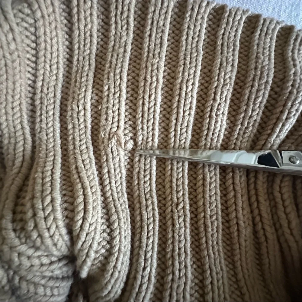 Chicos Sweater Womens 2 L Tan Chunky Cable Knit Short Sleeve Button Cardigan - Picture 8 of 9